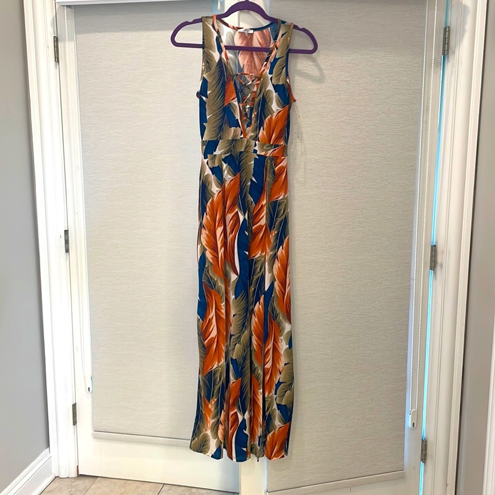 BRAND NEW MAXI PLAM TREE VACATION DRESS! Size: small!
